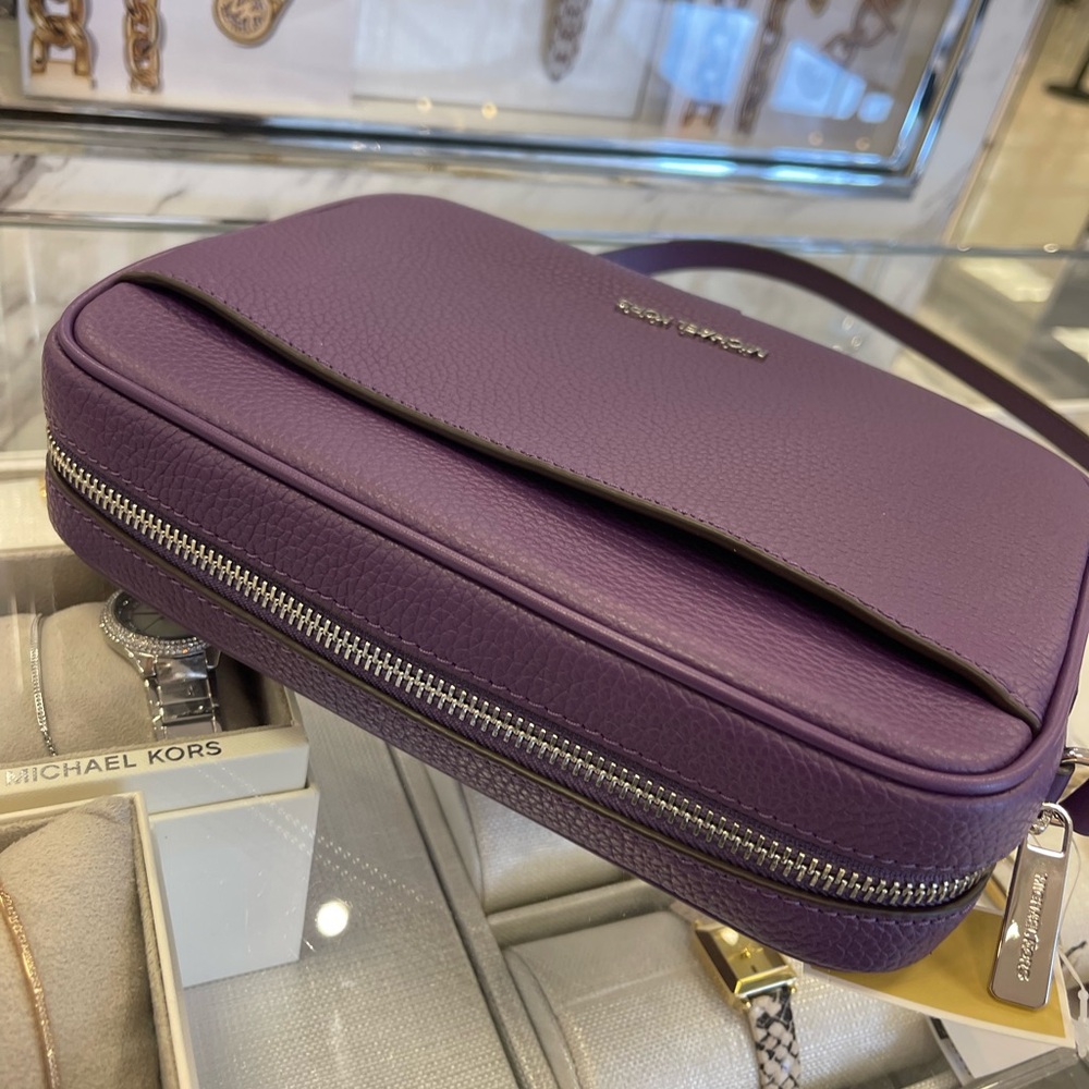 MICHAEL KORS Jet Set Pebbled Leather Camera Crossbody Bag
Dark Purple
NWT - Picture 12 of 16